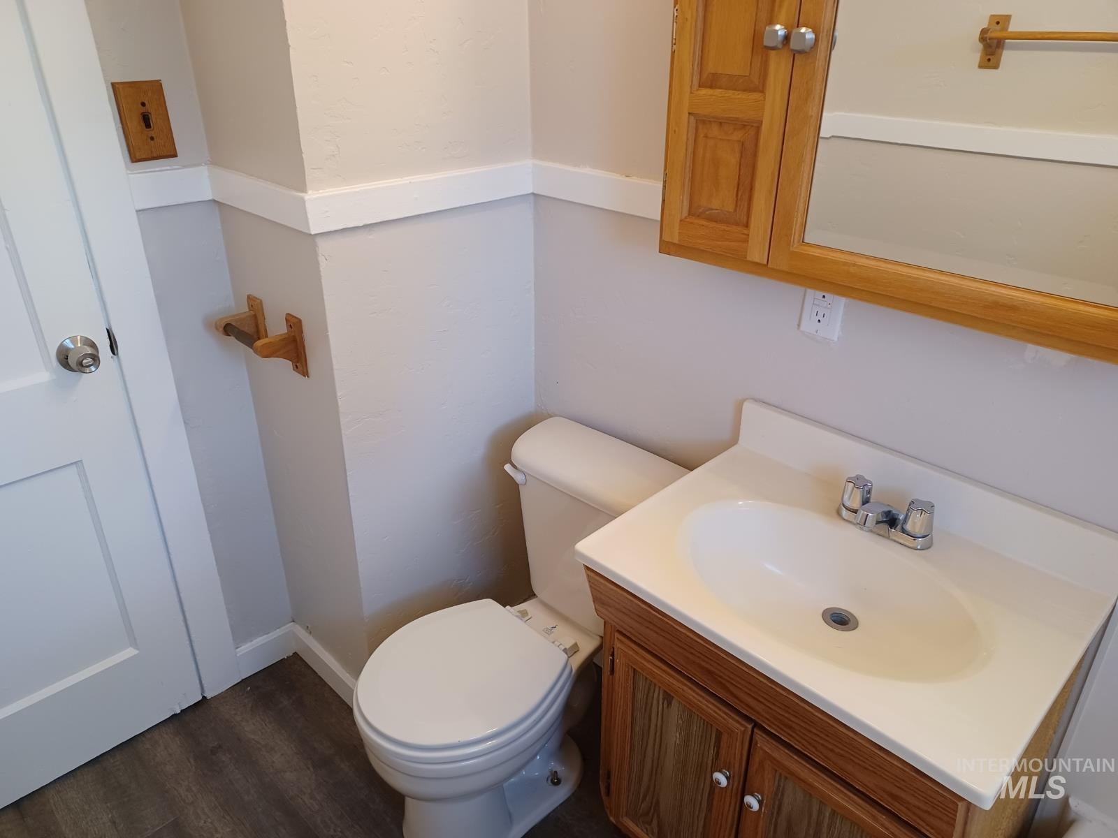 3885 Pershing Drive Boise, ID 83705 - Photo 7 of 14