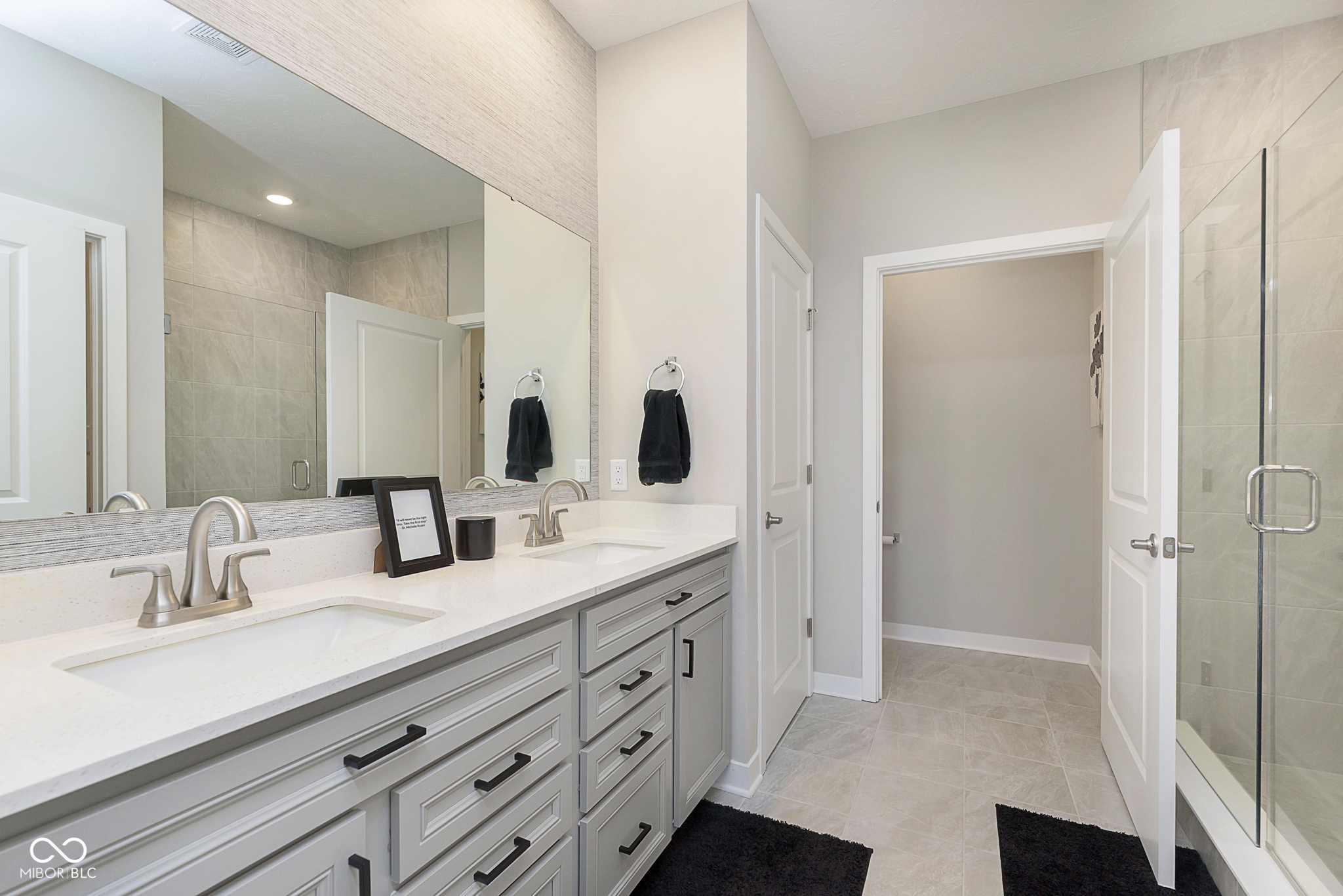 11584 Glen Ridge Circle Fishers, IN 46037 - Photo 15 of 28 Gallery Image 15