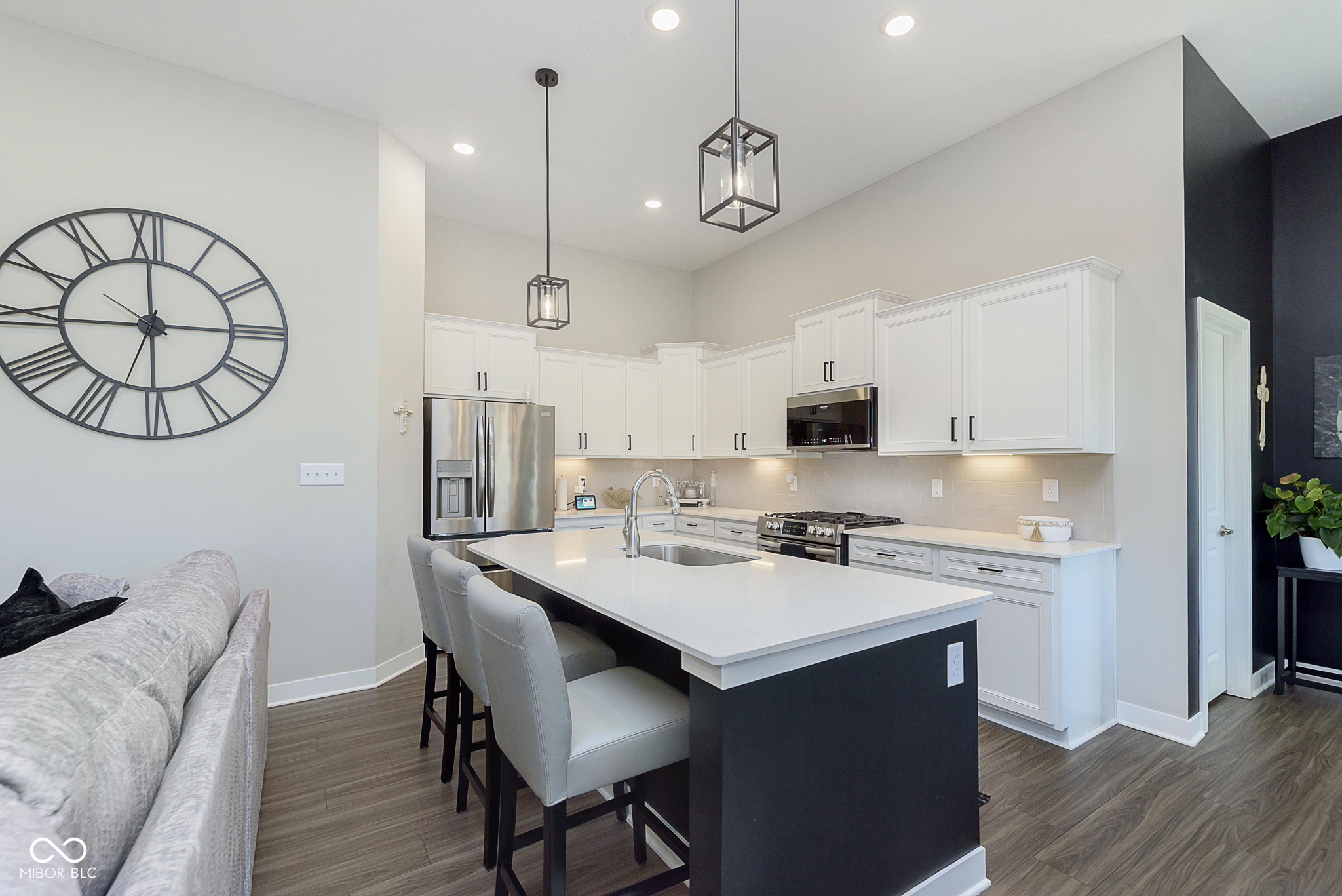 11584 Glen Ridge Circle Fishers, IN 46037 - Photo 9 of 28 Gallery Image 9