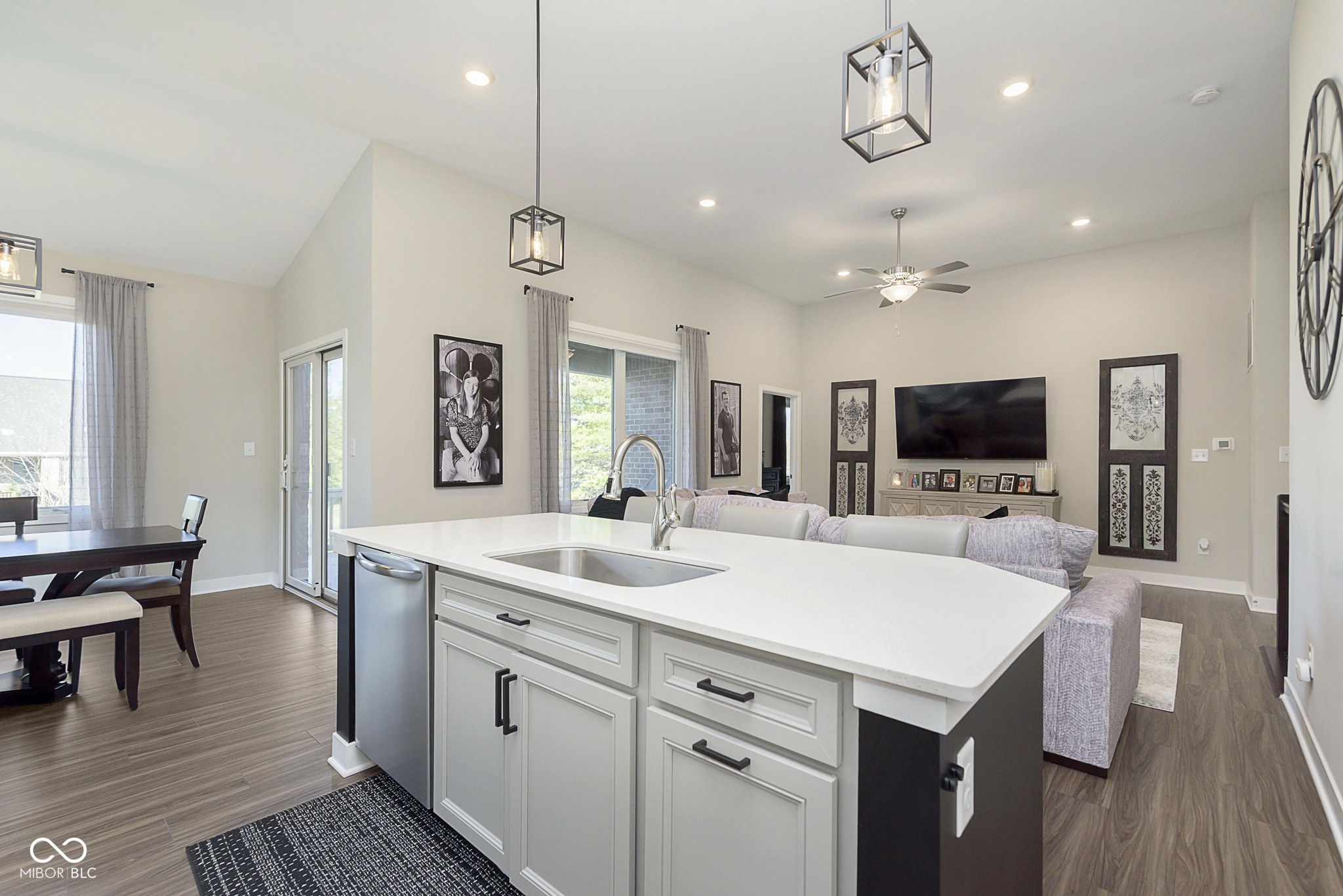 11584 Glen Ridge Circle Fishers, IN 46037 - Photo 10 of 28 Gallery Image 10