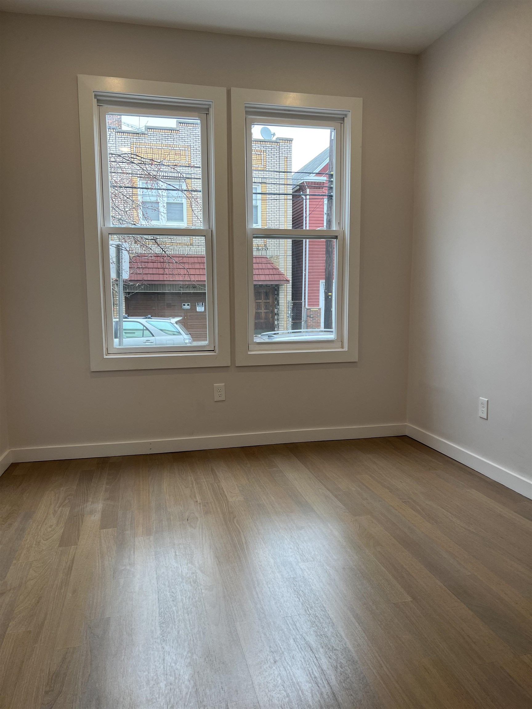 107 Magazine Street, Unit 2R Newark, NJ 07105 - Photo 22 of 40