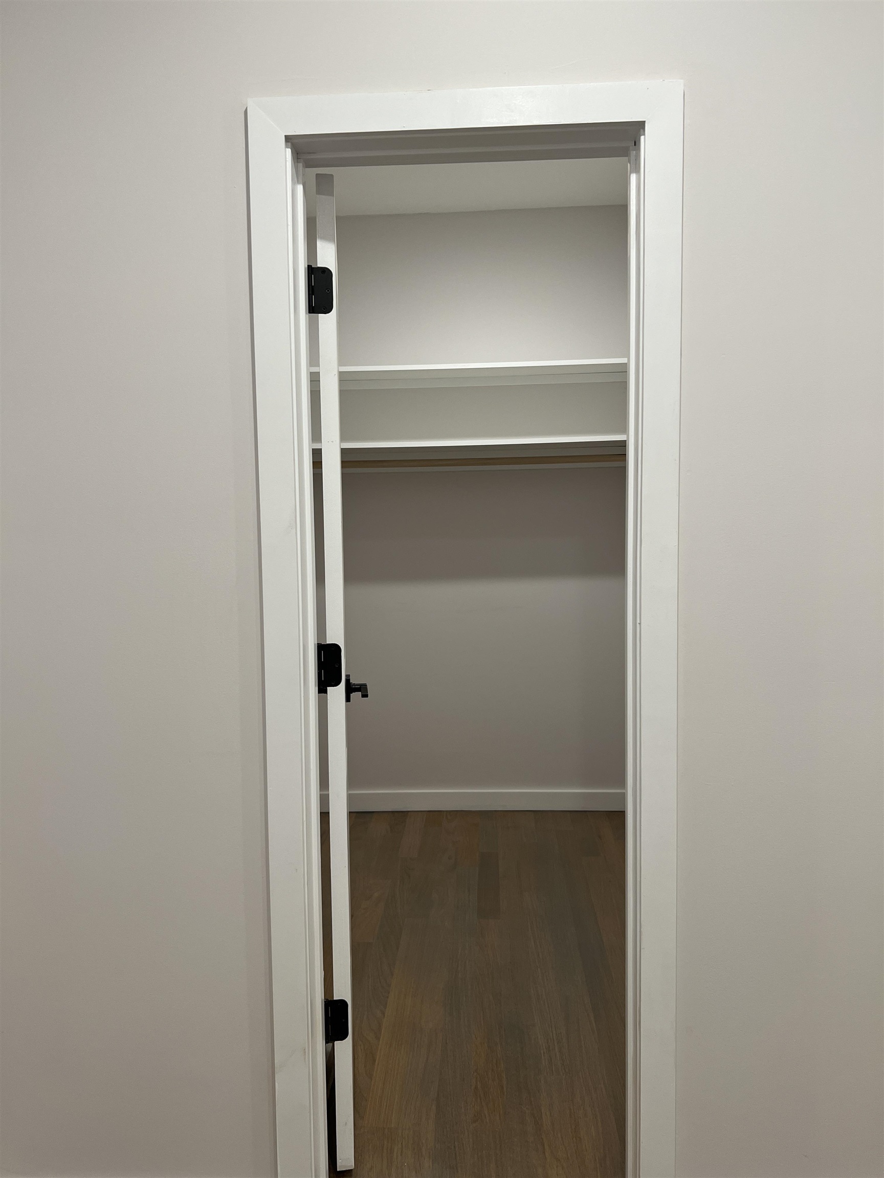 107 Magazine Street, Unit 2R Newark, NJ 07105 - Photo 26 of 40