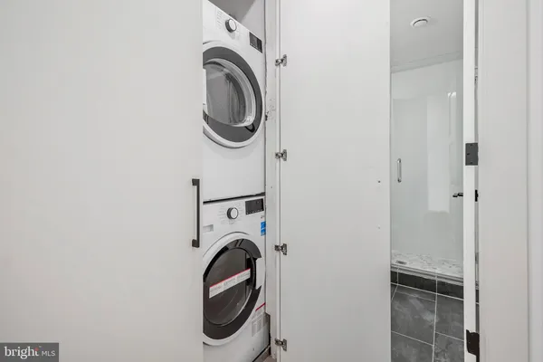 $3,000 | 256 15th Street Southeast, Unit 1, Washington, DC 20003