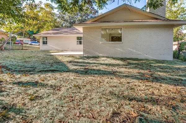 $2,695 | 704 Turner Boulevard, Grand Prairie, TX 75050