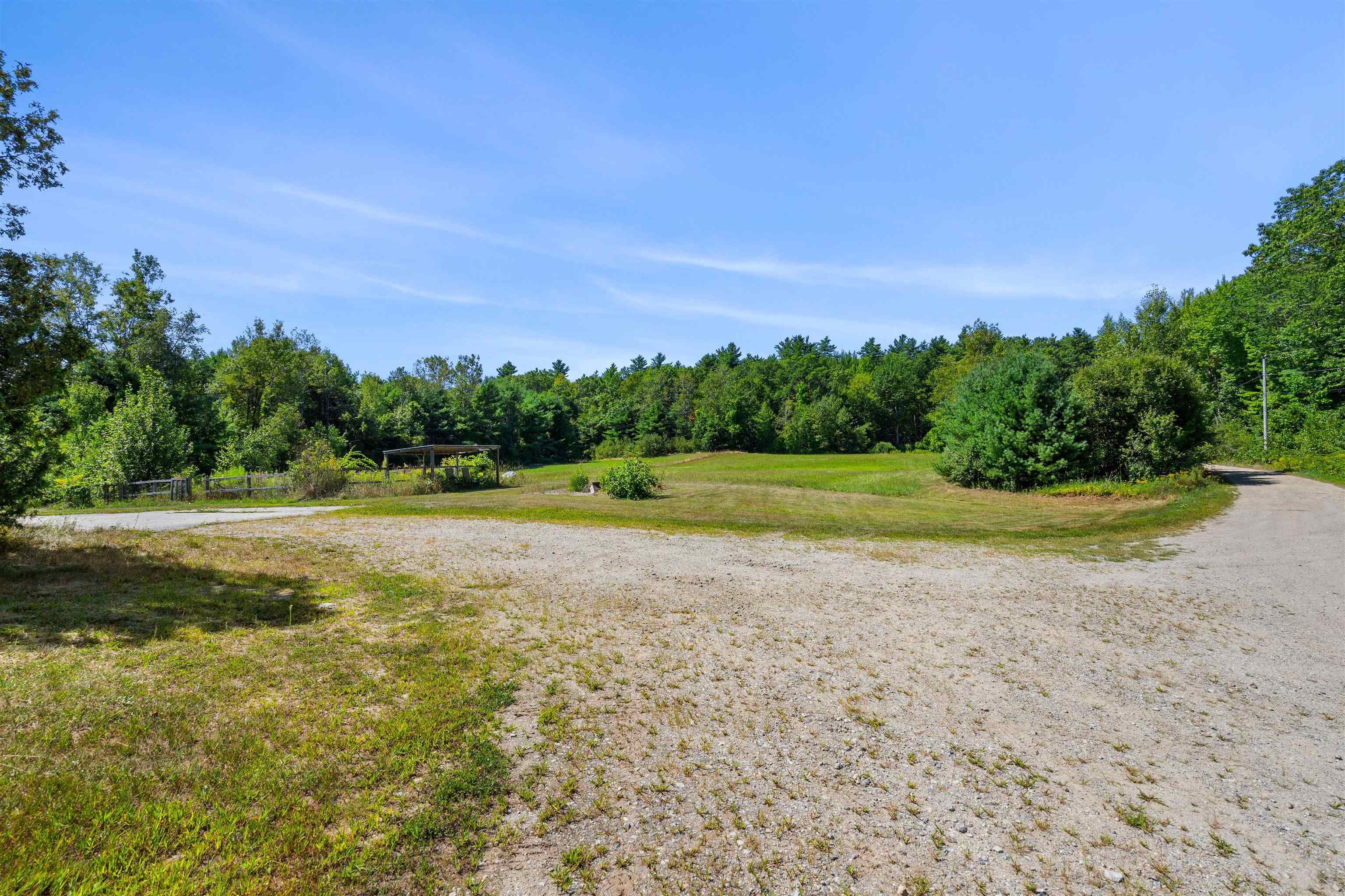 175 Mansion Road Dunbarton, NH 03046 - Photo 5 of 46 Gallery Image 5