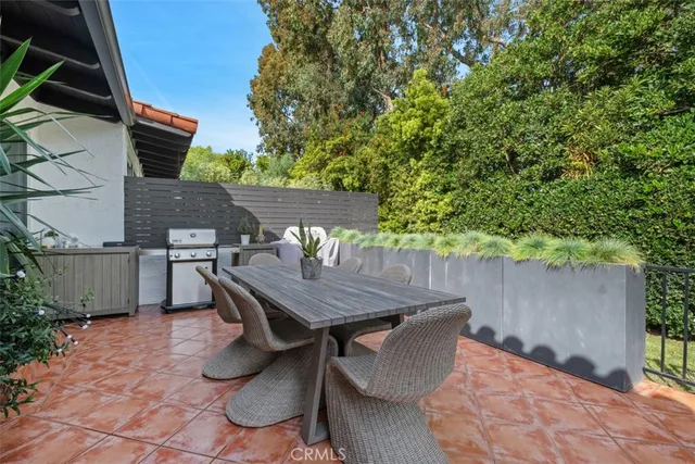 $2,599,000 | 358 Vista Madera, Newport Beach, CA 92660