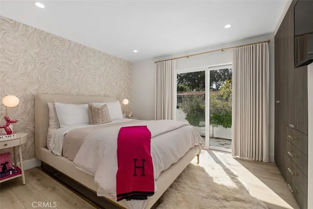 $2,599,000 | 358 Vista Madera, Newport Beach, CA 92660