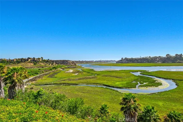$2,599,000 | 358 Vista Madera, Newport Beach, CA 92660