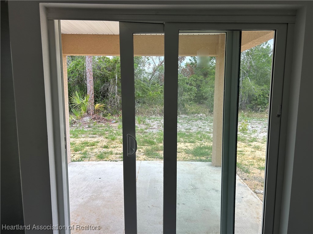 136 Lincoln Road Northwest Lake Placid, FL 33852 - Photo 28 of 31