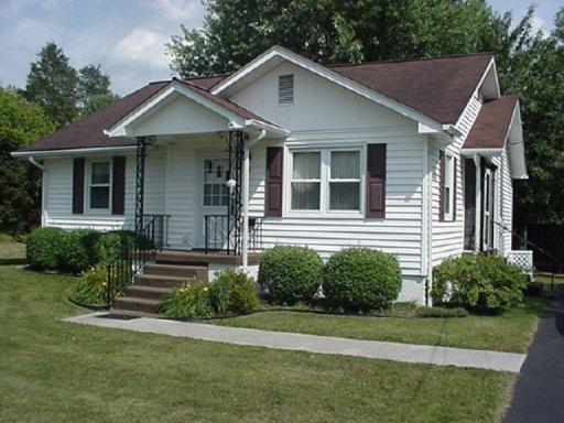 101 Robin Oak Ridge Oak Ridge, TN 37830 - Photo 1 of 1 Primary Photo