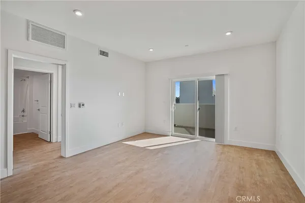 a view of livingroom with an empty space