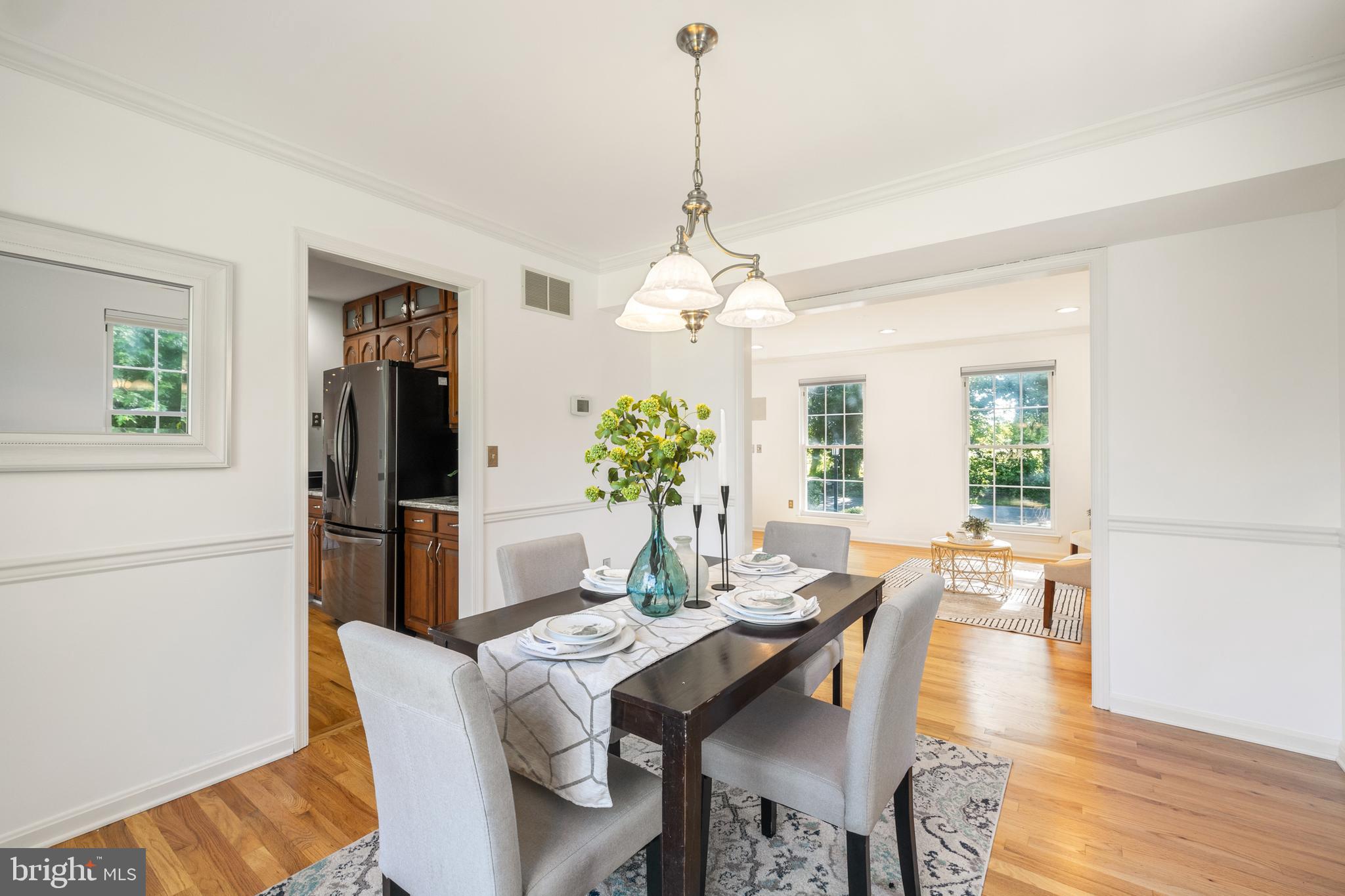 1469 Pleasant Lake Road Annapolis, MD 21409 - Photo 20 of 68 Dining room