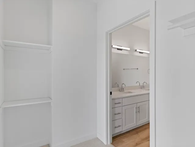 $494,900 | 4199 East Hemlock Drive, Unit 108, Oak Creek, WI 53154