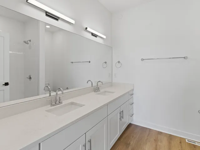 $494,900 | 4199 East Hemlock Drive, Unit 108, Oak Creek, WI 53154