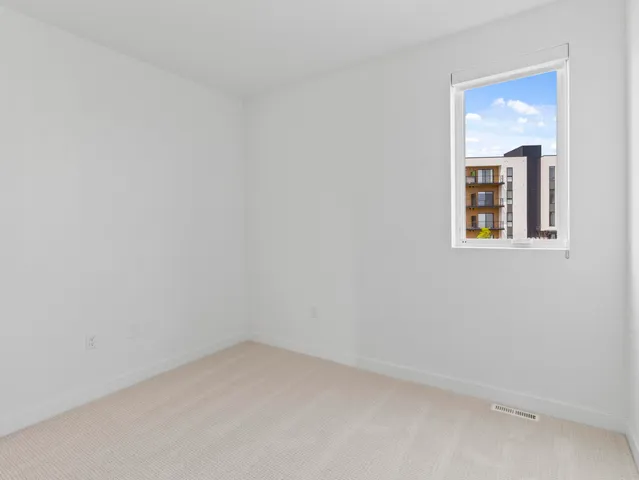 $494,900 | 4199 East Hemlock Drive, Unit 108, Oak Creek, WI 53154