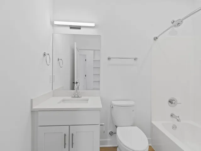 $494,900 | 4199 East Hemlock Drive, Unit 108, Oak Creek, WI 53154