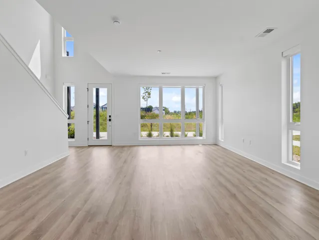 $494,900 | 4199 East Hemlock Drive, Unit 108, Oak Creek, WI 53154