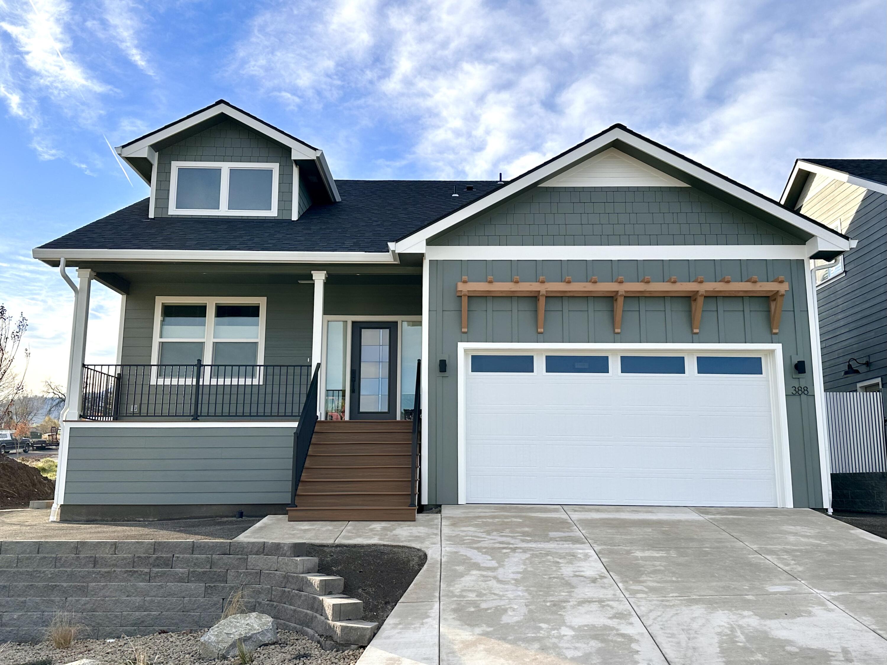 388 Randy Street Ashland, OR 97520 - Photo 1 of 30 Front