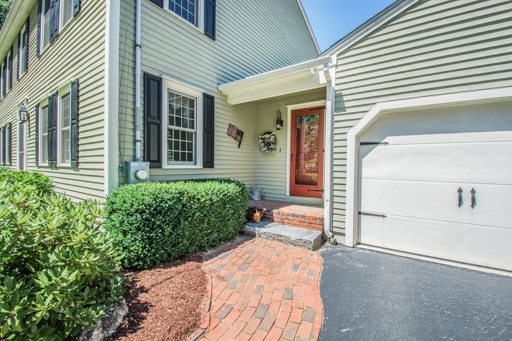 11 Marble Road Spencer, MA 01562 - Photo 3 of 30 Gallery Image 3