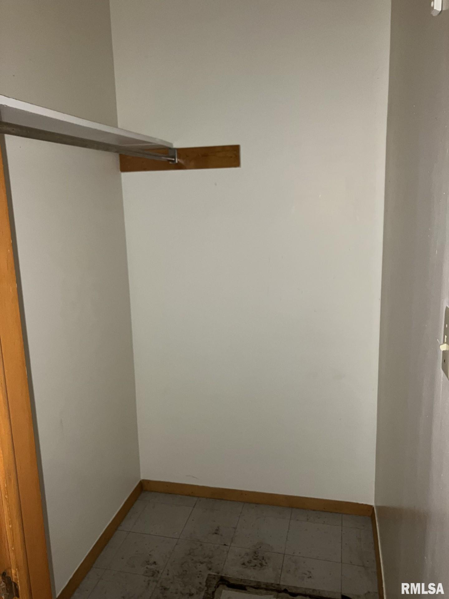 265 West Maple Street Roseville, IL 61473 - Photo 16 of 24