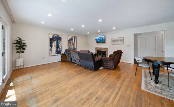 $569,000 | 104 Neptune Drive, Newark, DE 19711