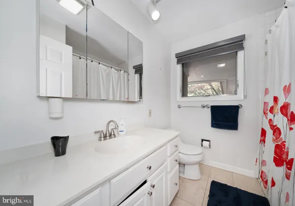 $569,000 | 104 Neptune Drive, Newark, DE 19711