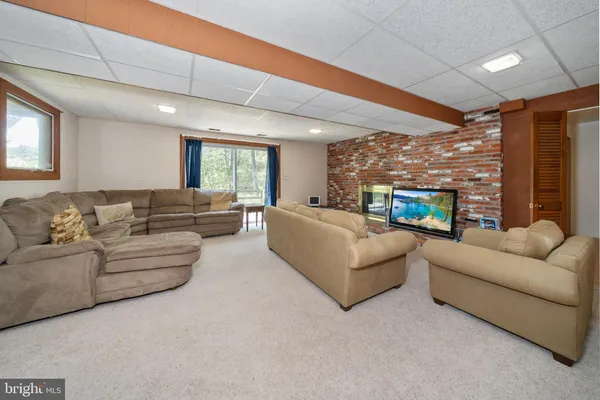 $569,000 | 104 Neptune Drive, Newark, DE 19711
