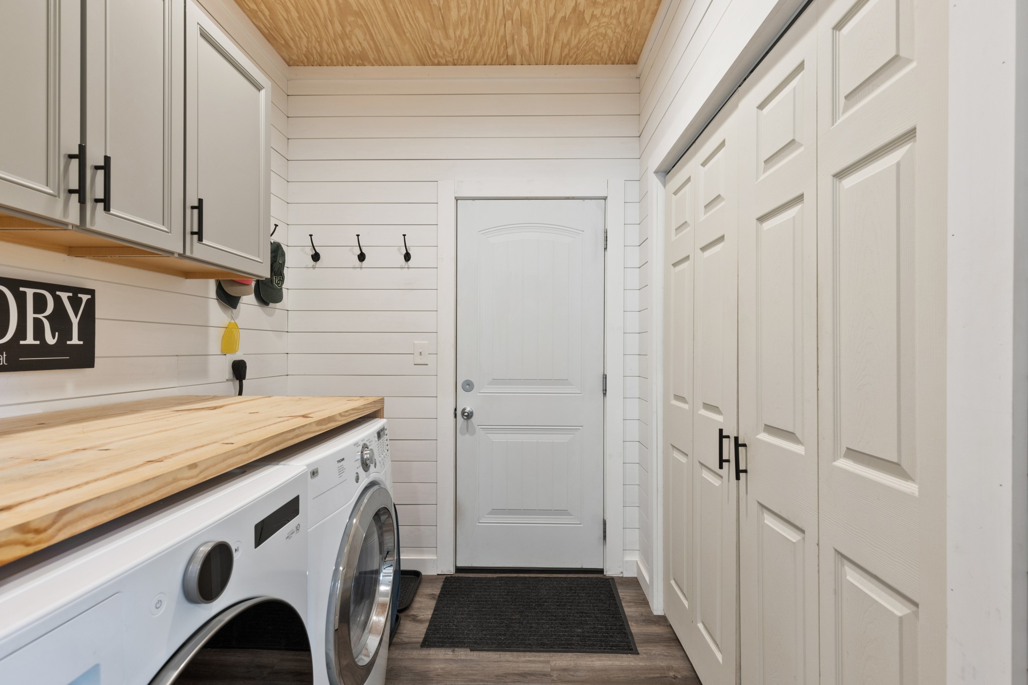 1818 Preacher Holt Road Mount Pleasant, TN 38474 - Photo 22 of 43 a view of utility room