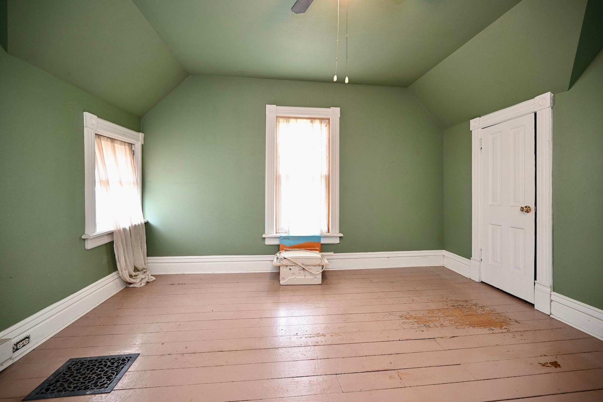 653 Johnson Street Winona, MN 55987 - Photo 15 of 24