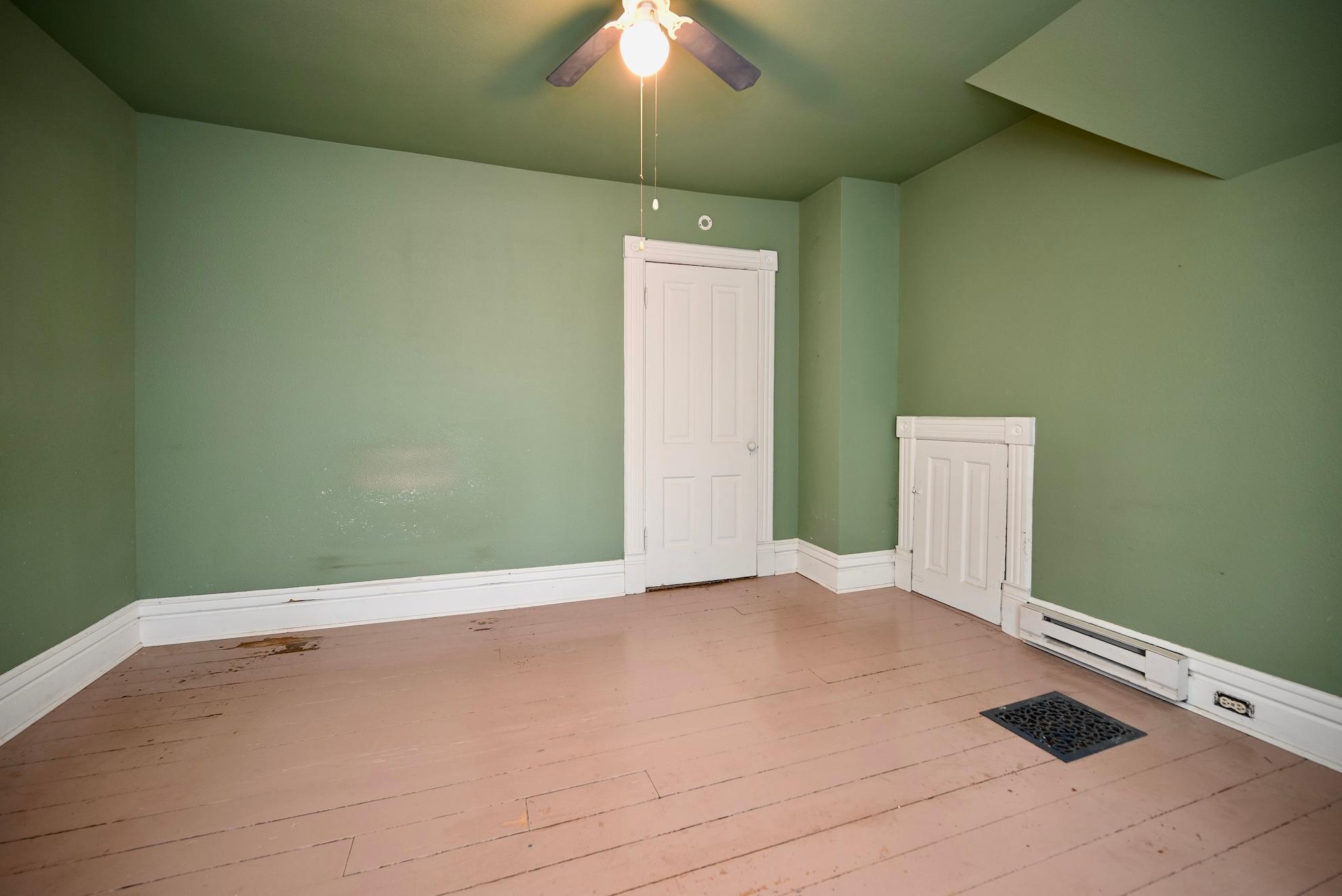 653 Johnson Street Winona, MN 55987 - Photo 16 of 24