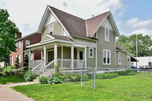 $169,900 | 653 Johnson Street, Winona, MN 55987