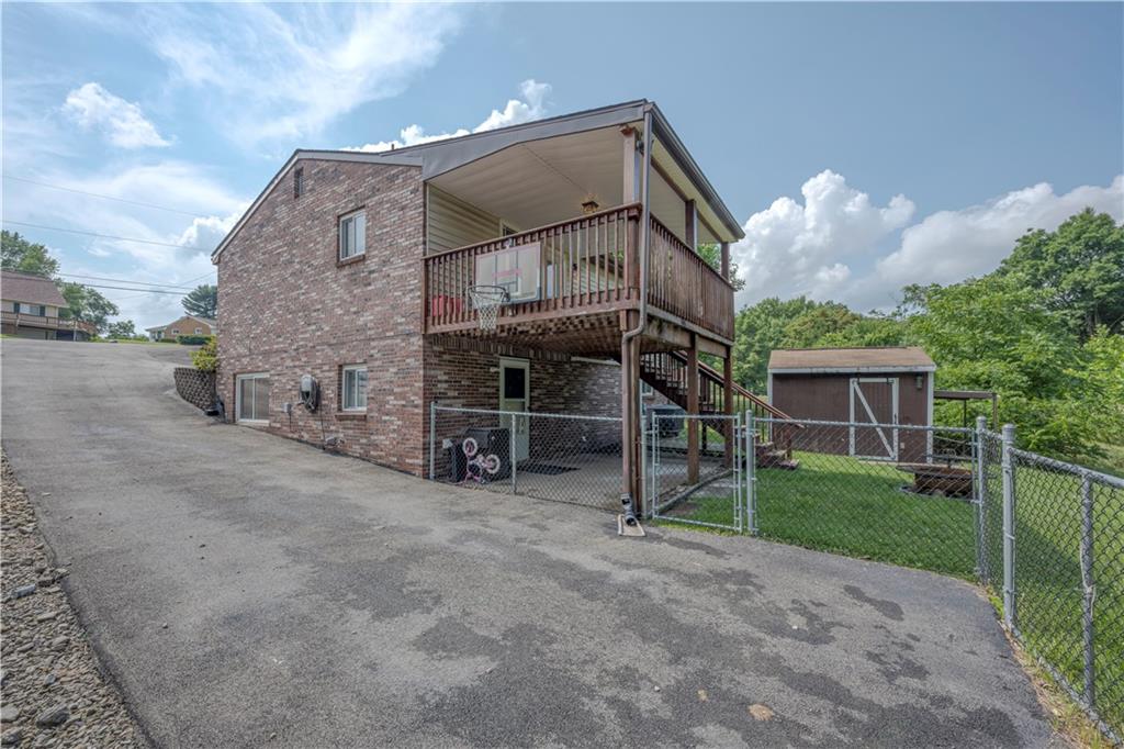 327 Beech Road Pittsburgh, PA 15239 - Photo 38 of 48