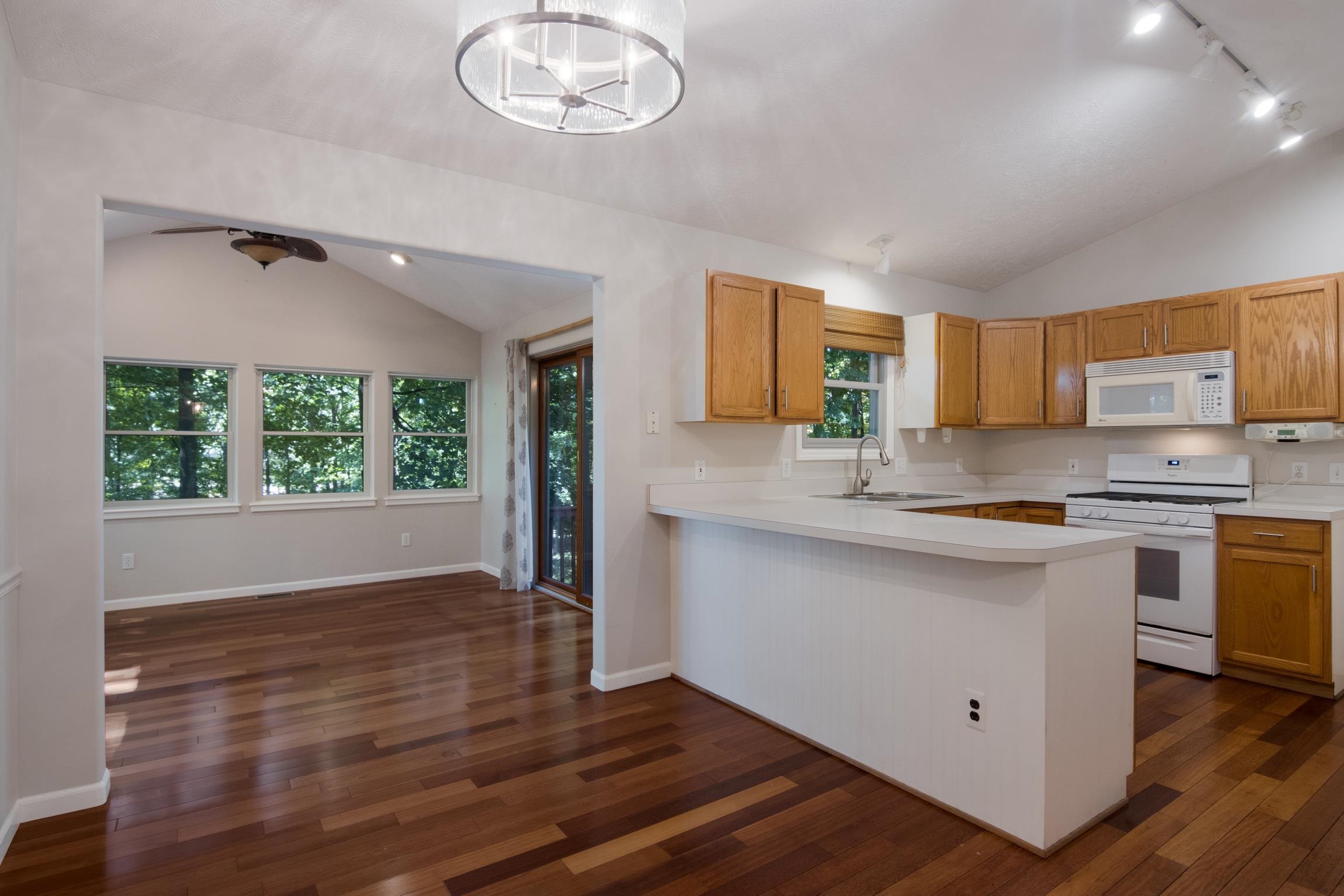 1687 Rasho Road Traverse City, MI 49696 - Photo 6 of 27 1927413-5192abe3-d5bd-4995-8109-eb8d003a5439.JPG