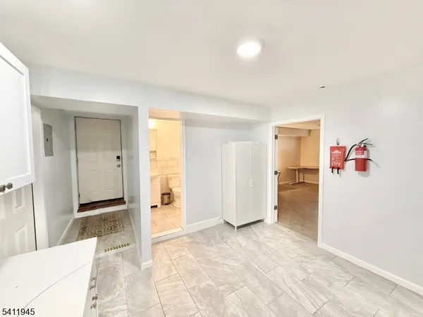 $3,400 | 213 Palmer Street, Unit 1, Elizabeth, NJ 07202
