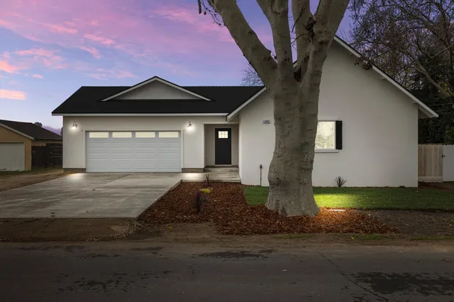 $595,000 | 4449 East Zeering Road, Denair, CA 95316