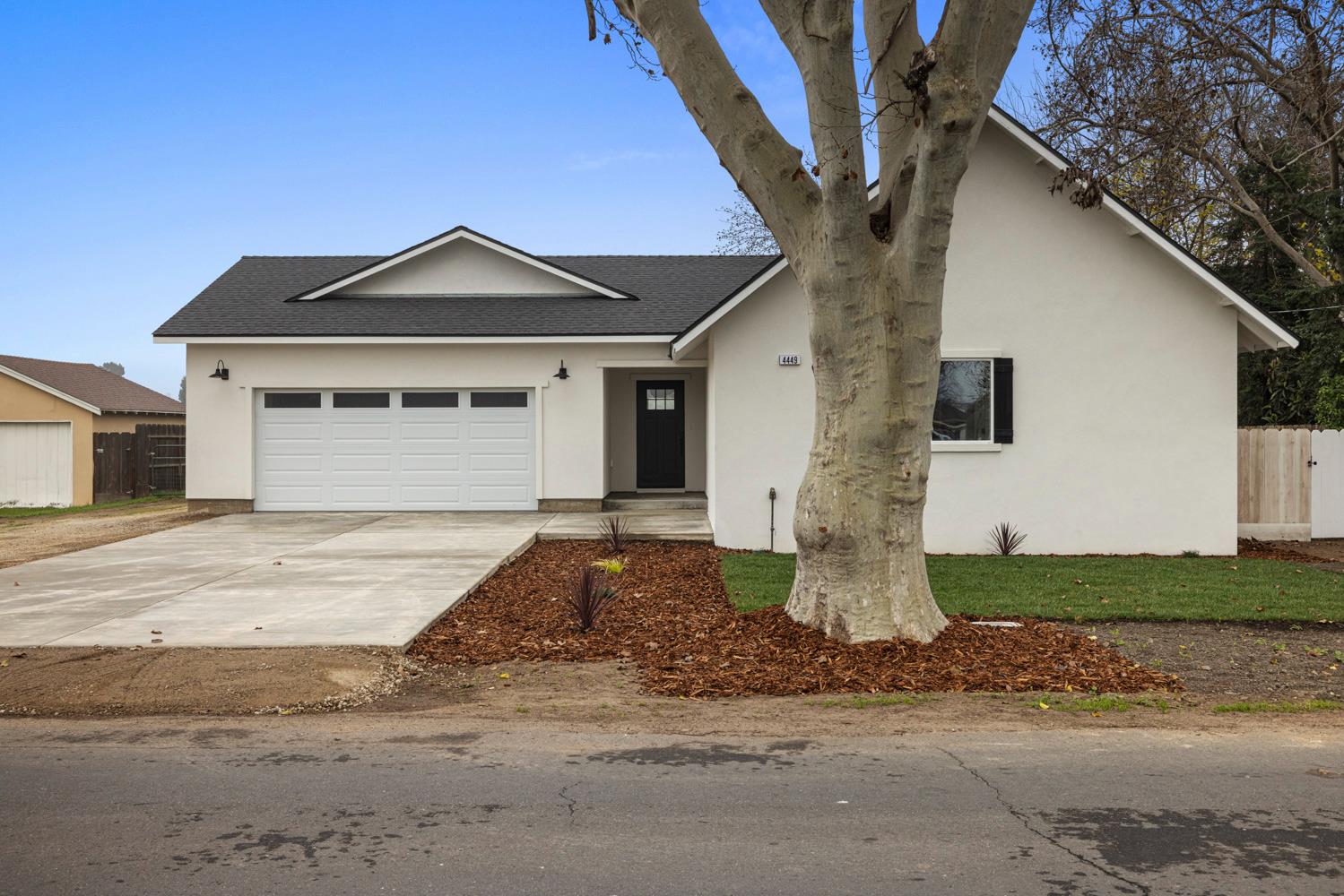 4449 East Zeering Road Denair, CA 95316 - Photo 3 of 44