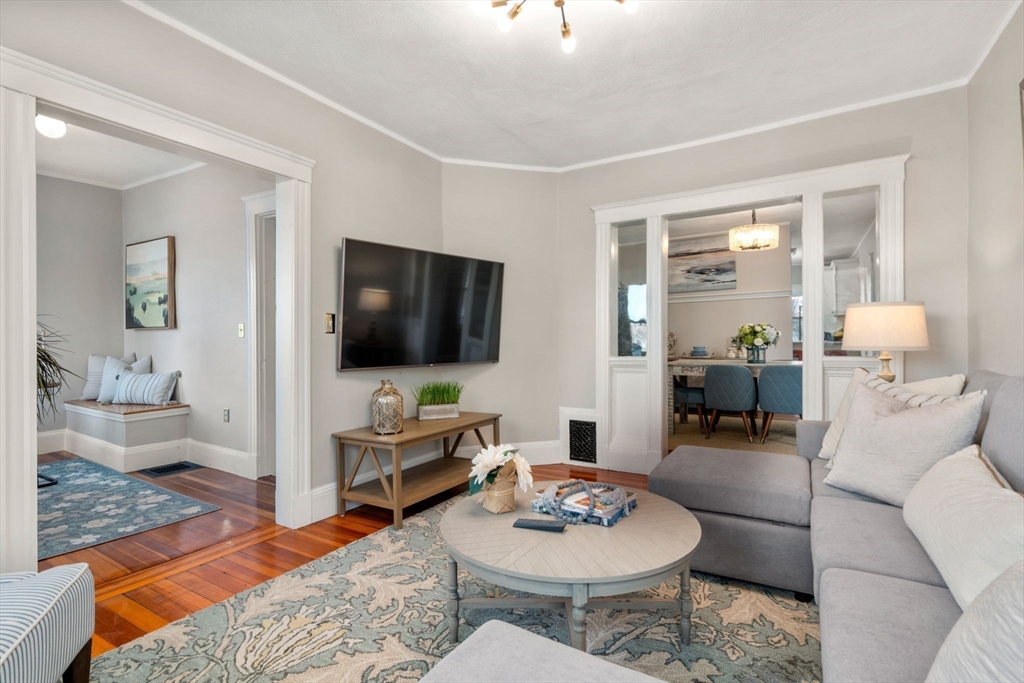 8 Asticou Road, Unit B Boston, MA 02130 - Photo 5 of 21 Gallery Image 5