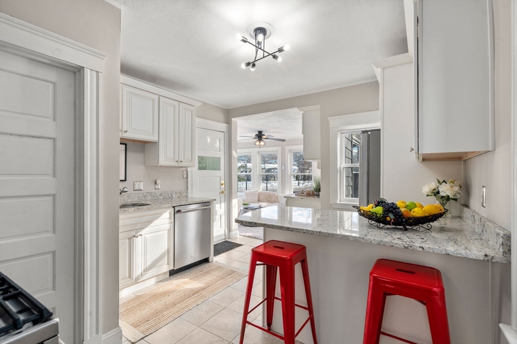 8 Asticou Road, Unit B Boston, MA 02130 - Photo 6 of 21 Gallery Image 6