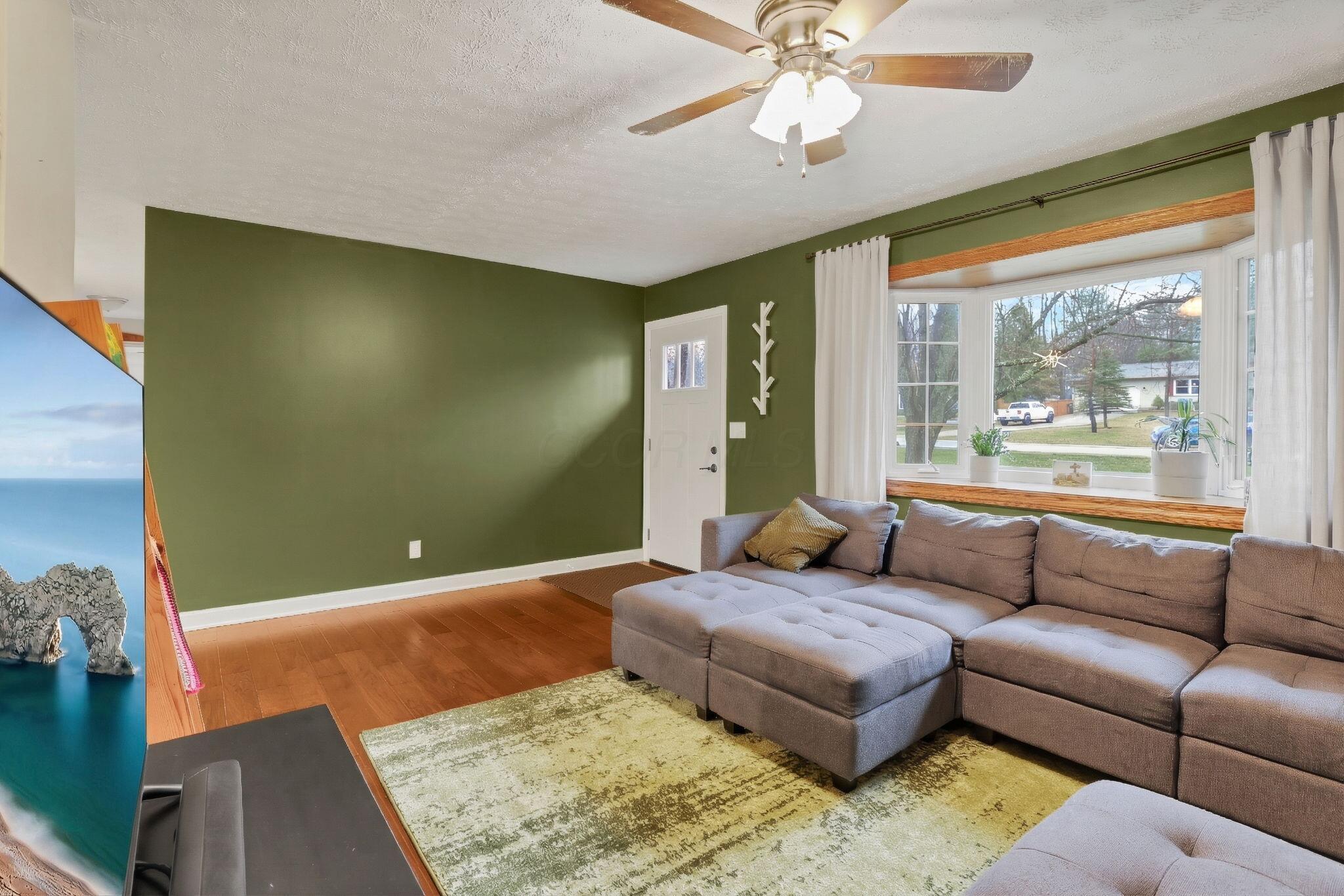 237 Riva Ridge Road Southwest Pataskala, OH 43062 - Photo 6 of 42 71-web-or-mls-1772816101