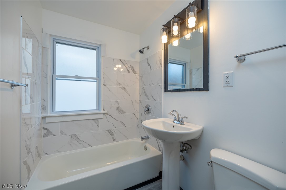 4178 Wyncote Road South Euclid, OH 44121 - Photo 18 of 34