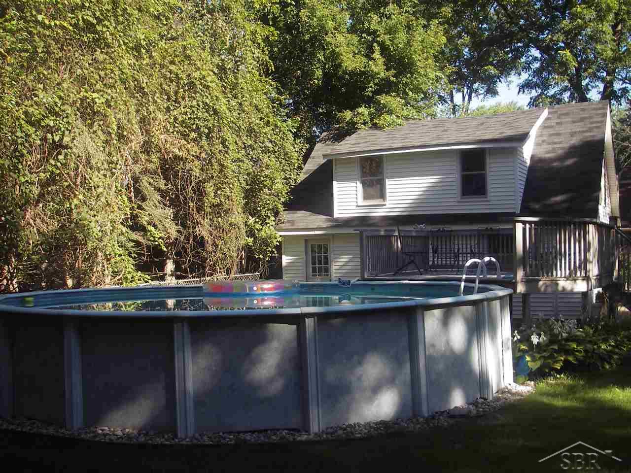 1565 Hemmeter Road Saginaw, MI 48638 - Photo 35 of 42 31286120-34.JPG