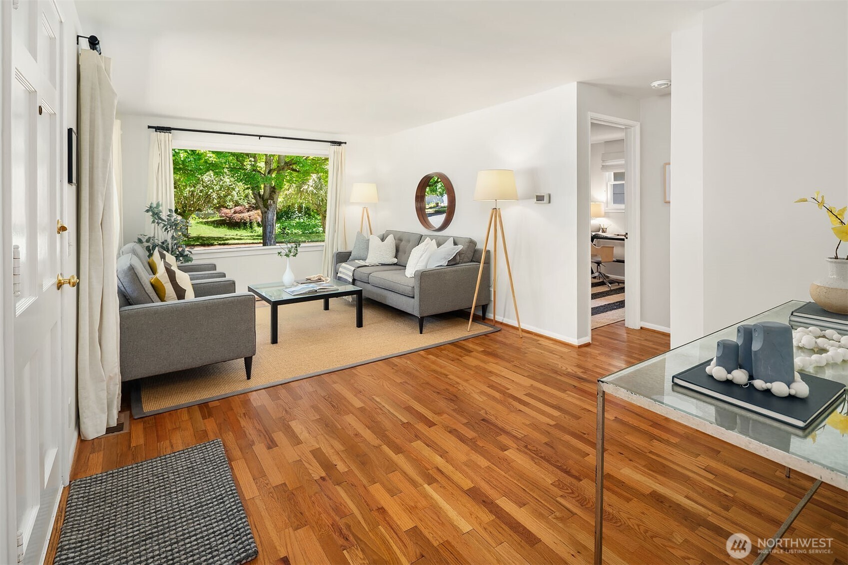 2265 Northeast 73rd Street Seattle, WA 98115 - Photo 4 of 32