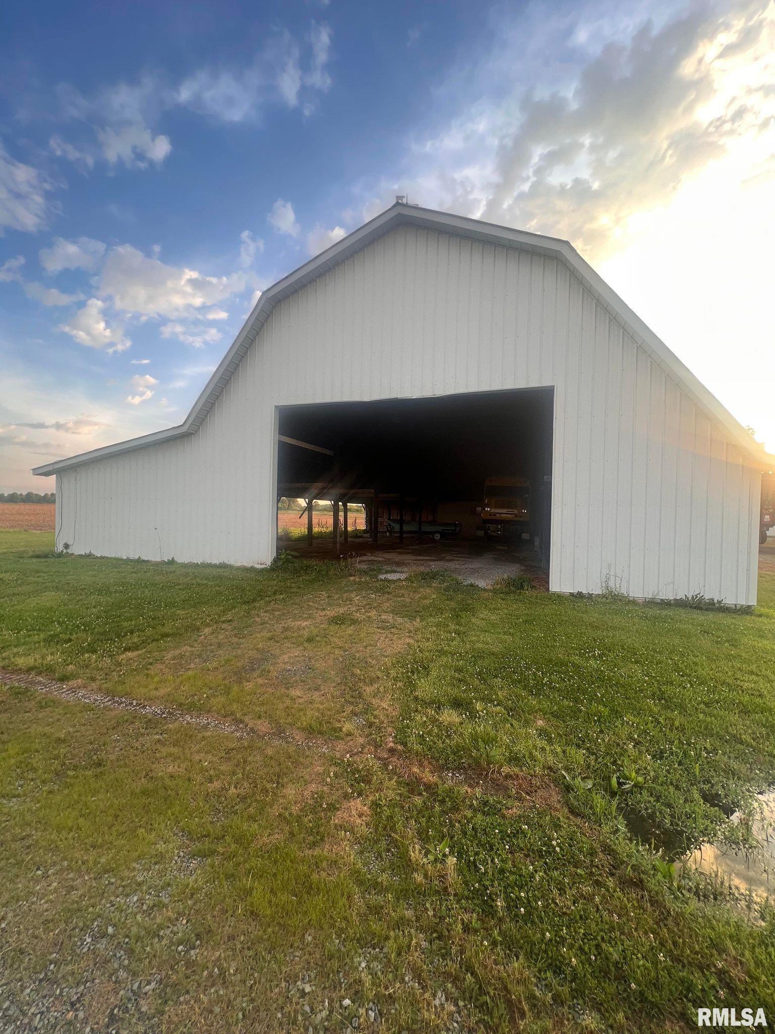 613 870 East Sims, IL 62886 - Photo 2 of 30 Gallery Image 2