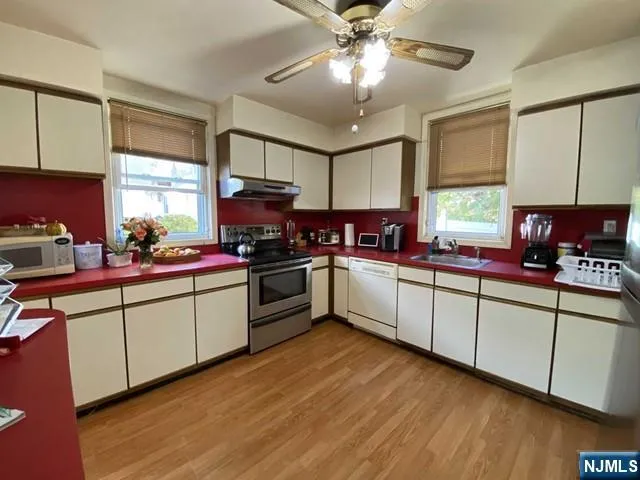 $3,500 | 15 Hackensack Street, East Rutherford, NJ 07073