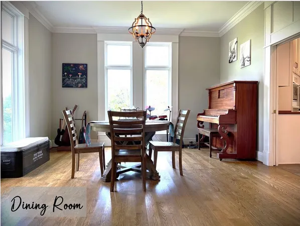 a bed room with a bed