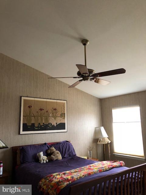 18016 Red Rocks Drive Germantown, MD 20874 - Photo 20 of 27 Bedroom (Master)