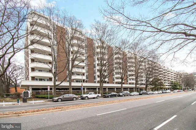 $339,999 | 700 7th Street Southwest, Unit 113, Washington, DC 20024