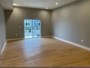 $3,100 | 60 Cross, Unit 224, Somerville, MA 02145