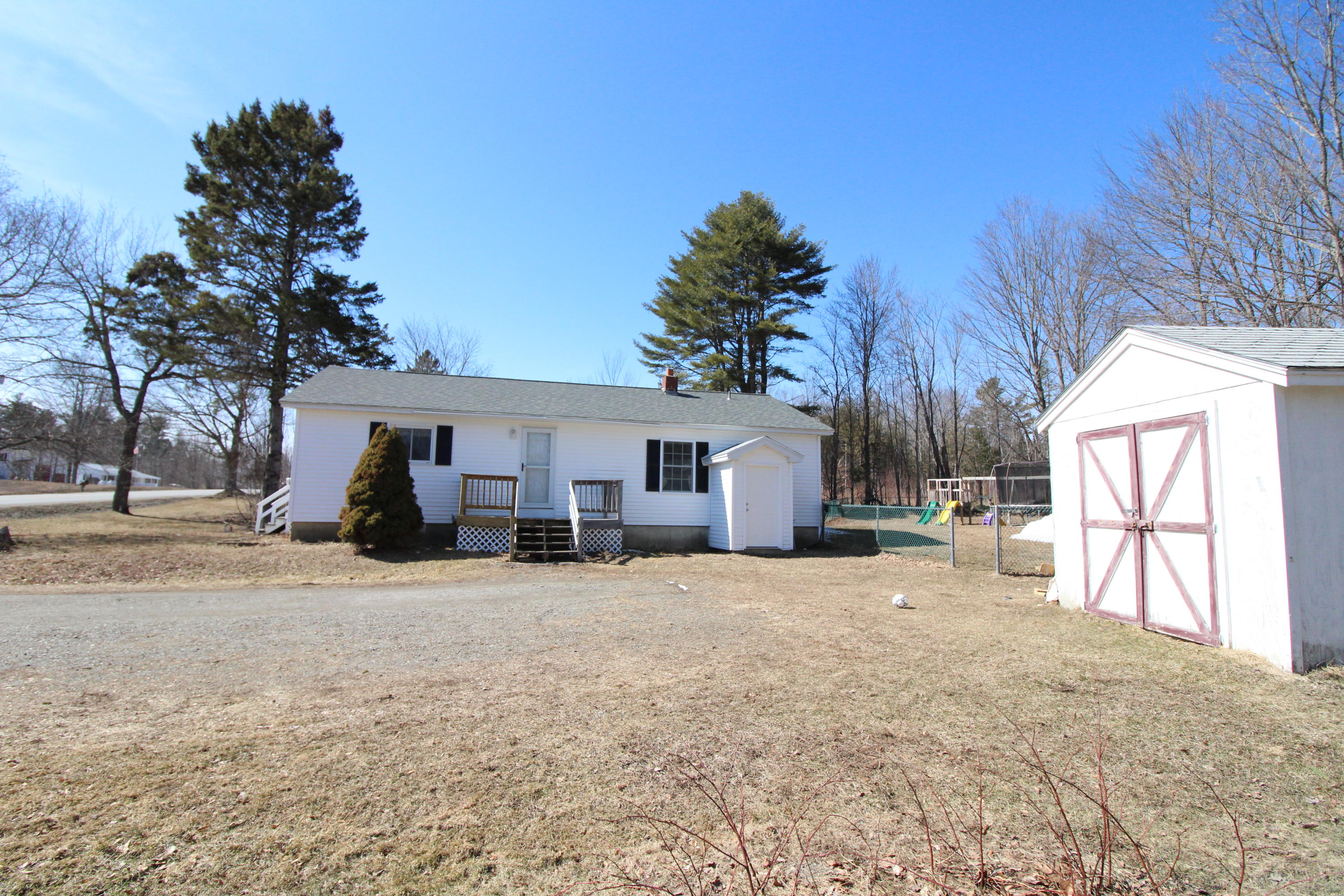 387 Fuller Road Hermon, ME 04401 - Photo 2 of 43 IMG_0012