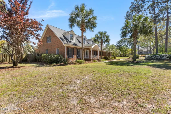 $740,000 | 137 River Oaks Drive, Wilmington, NC 28412